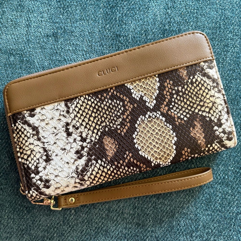 Cluci Brown and Cream Snake Print Wristlet Wallet